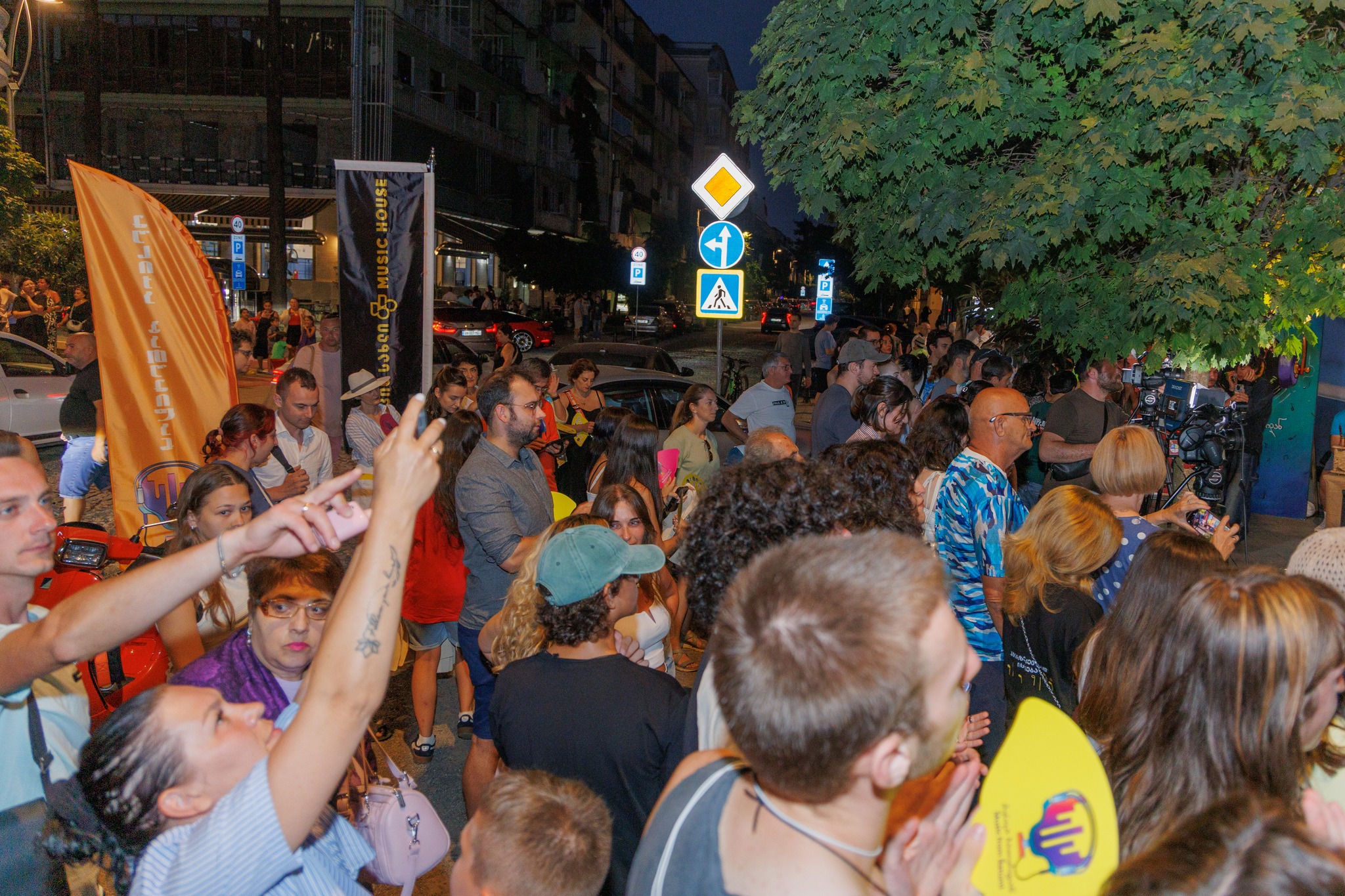 მუსიკა ბათუმიდან